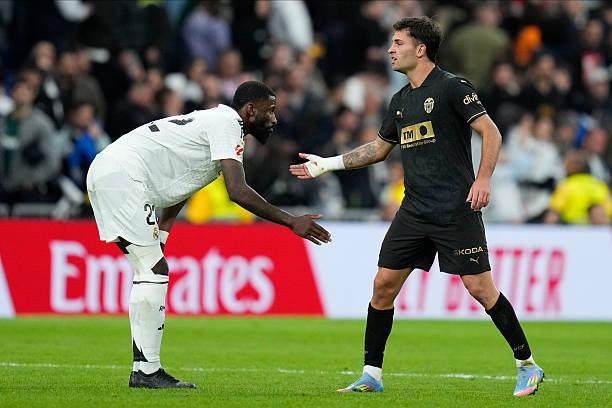 1743898880989047441.jpg 打瓦伦小熊又成“主角”,皇马跟西甲冠军说拜拜?