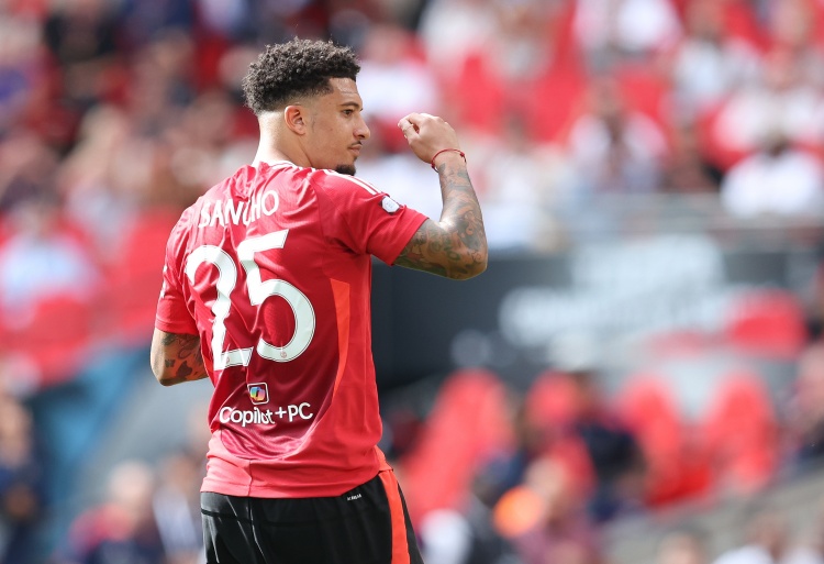 斯基拉：罗马就2200万欧引进桑乔与曼联达成协议，正与球员谈薪资