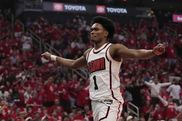 体育画报：火箭不可太过依赖杜兰特 乌度卡仍需梳理其他人的进攻