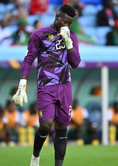 免费送走5000万巨星!曼联又成冤大头,清洗滕哈赫亲信,队内变天