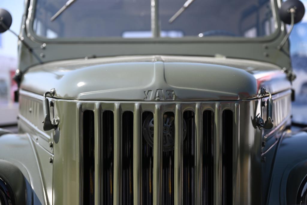 在线下注-魔都眼|上海汽车文化节联动F1启幕,这些经典车头你认识吗