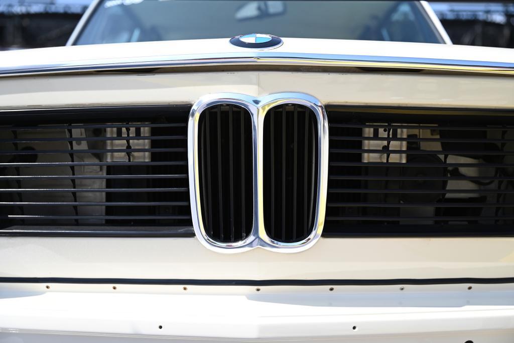 在线下注-魔都眼|上海汽车文化节联动F1启幕,这些经典车头你认识吗