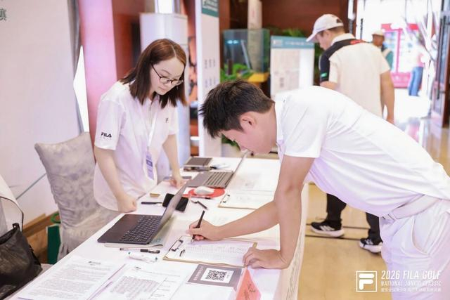 百家乐app-新星闪耀松江团泊湖！2026斐乐全国青少年精英挑战赛·天津站揭幕|高尔夫球|倪若涵|总决赛|斐乐全国青少年高尔夫球精英挑战赛|体育比赛_新浪体育_新浪新闻